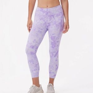 Outdoor Voices Move Free 3/4 Crop Purple Tie Dye Leggings size S